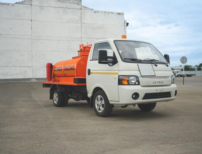 Автотопливозаправщик АТЗ-1.5 на JAC N35